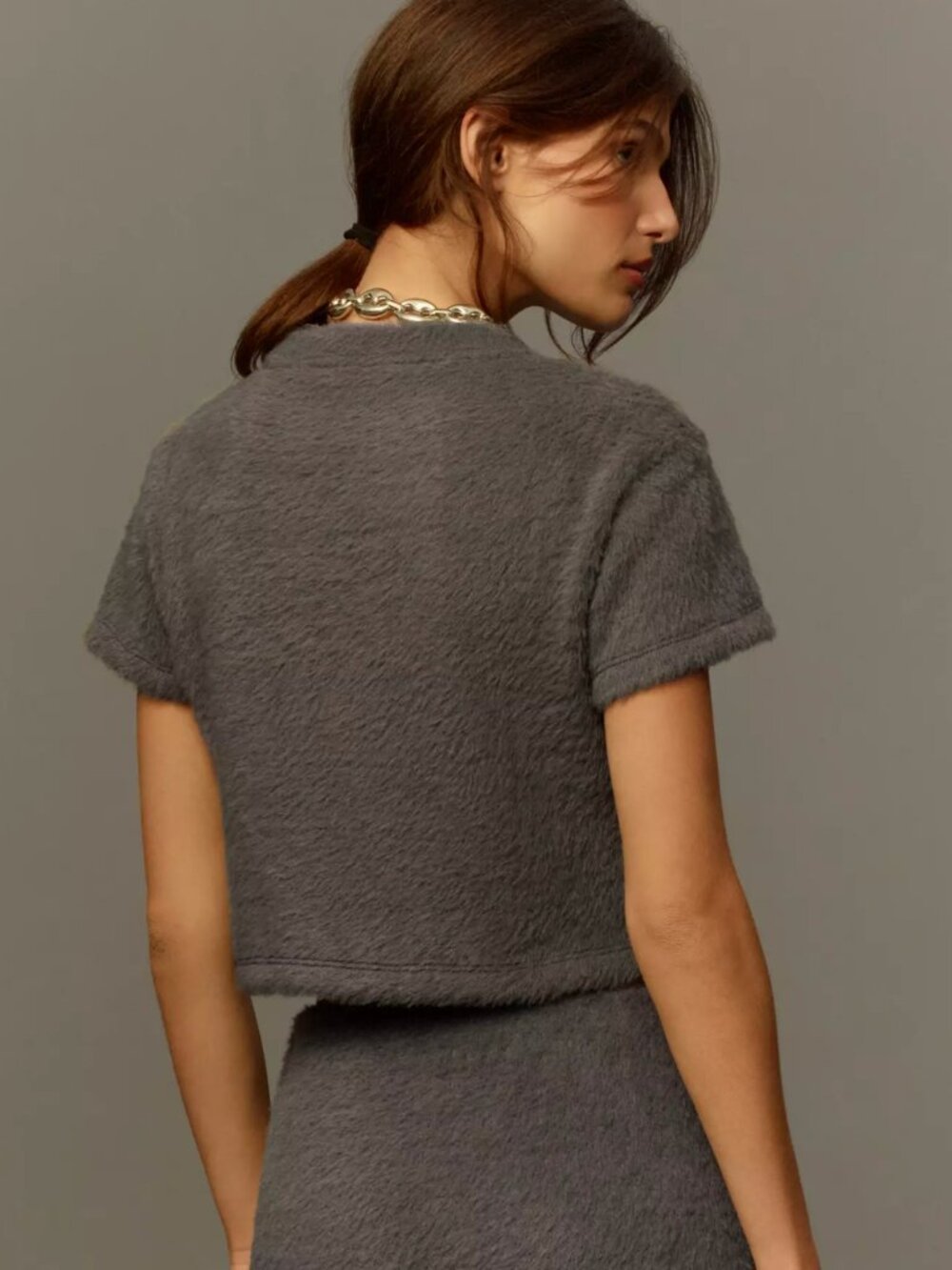 Anthropologie Cozy Baby Tee Gray Fuzzy Knit Short Sleeve Top Size Medium - Picture 5 of 5